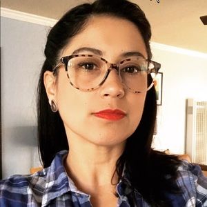 Meet your Posher, Sandy